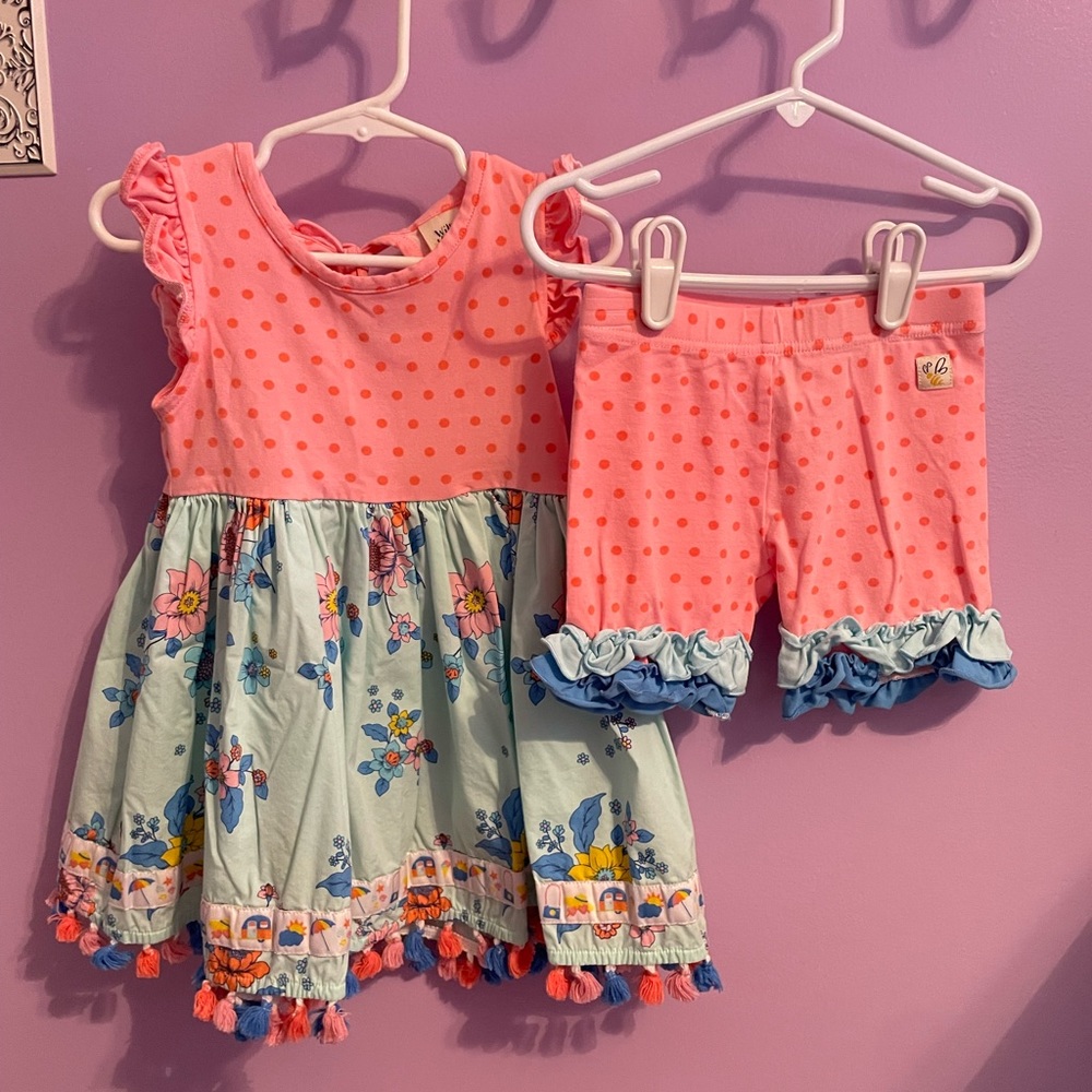 Wildflowers outfit, size 4